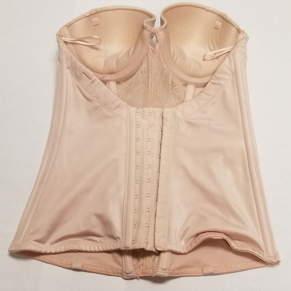Cassandra Intimates 32B bustier/corset - Picture 3 of 12